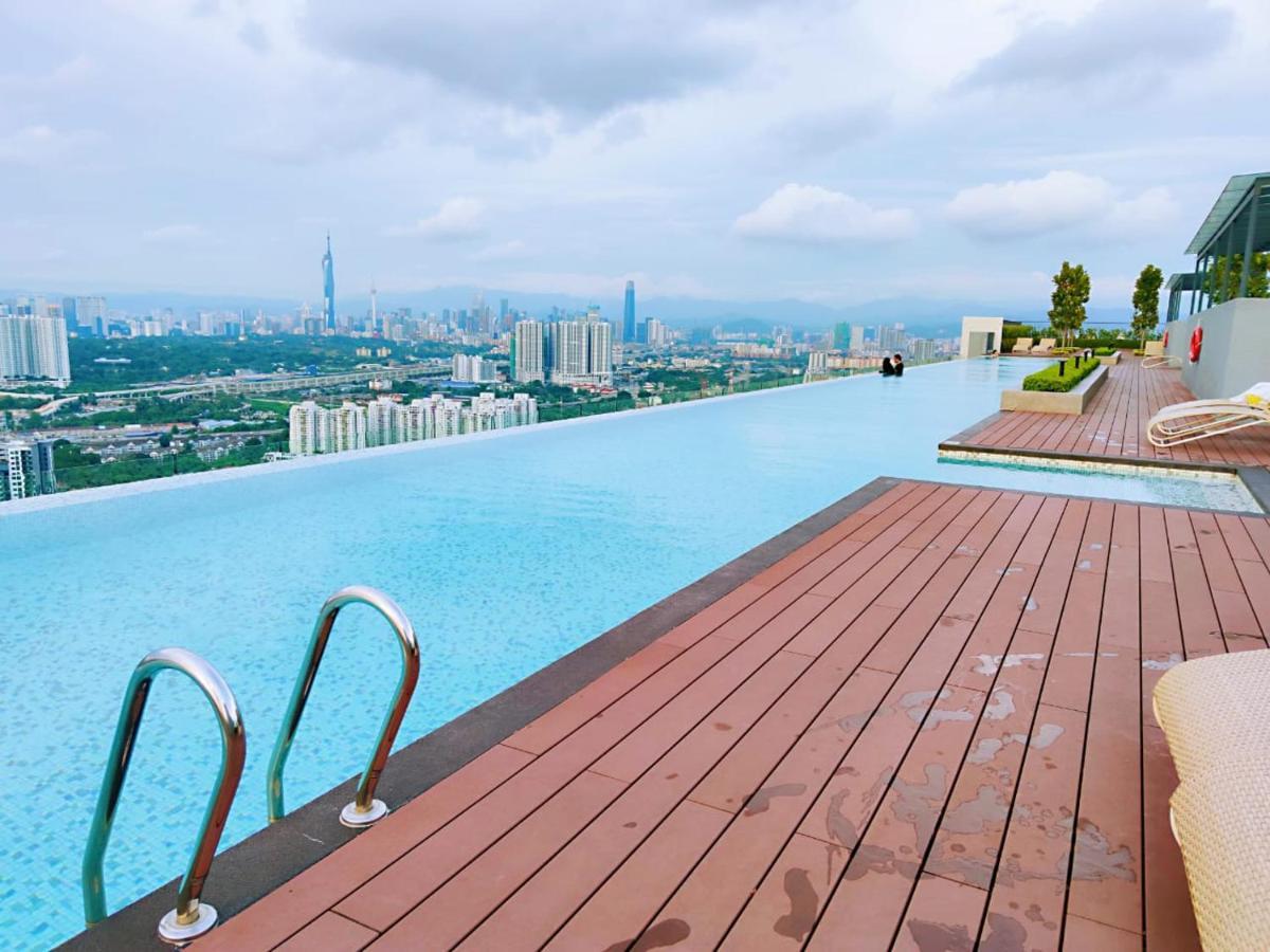 Maxine Suites Куала Лумпур Екстериор снимка