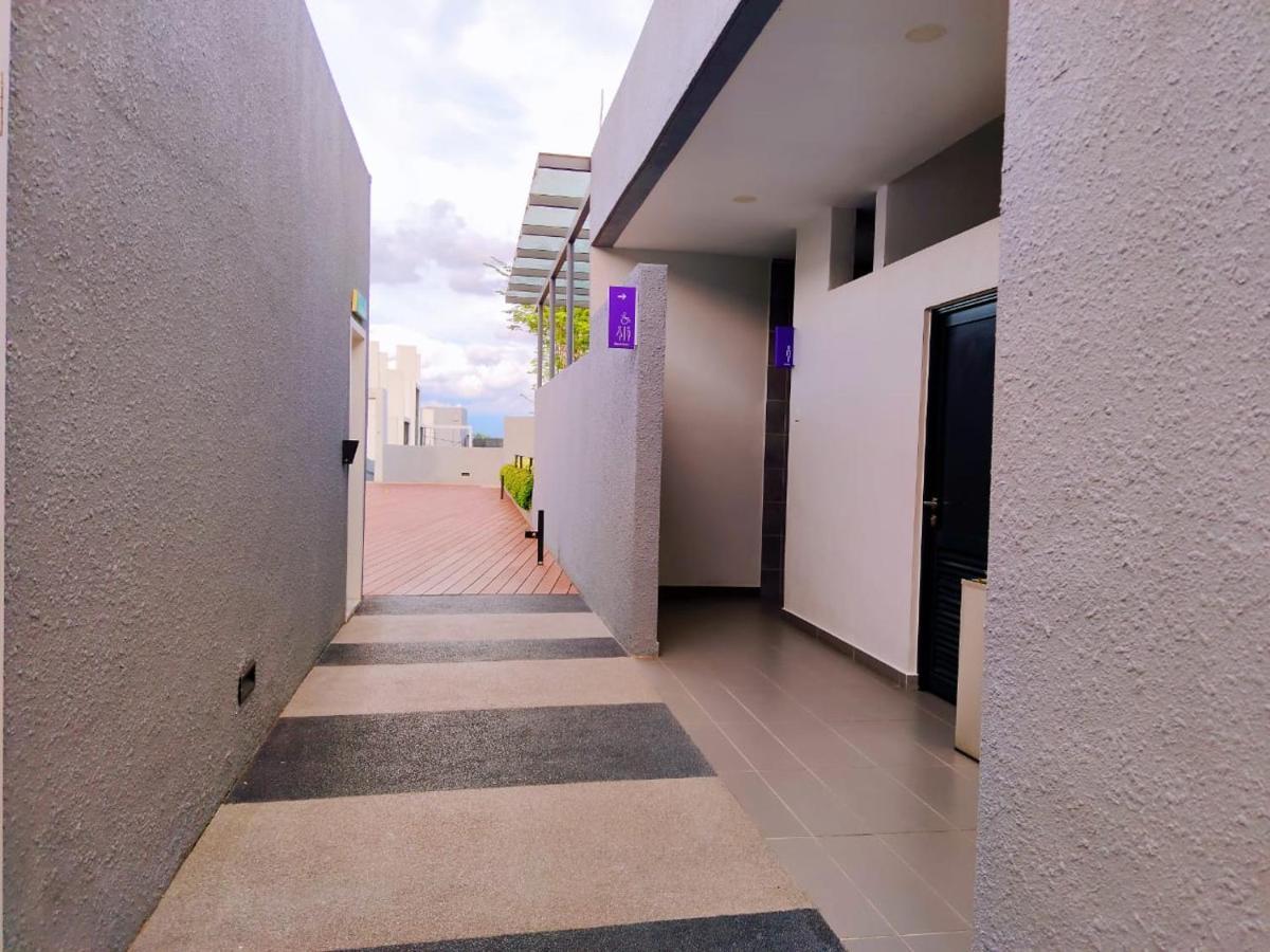 Maxine Suites Куала Лумпур Екстериор снимка