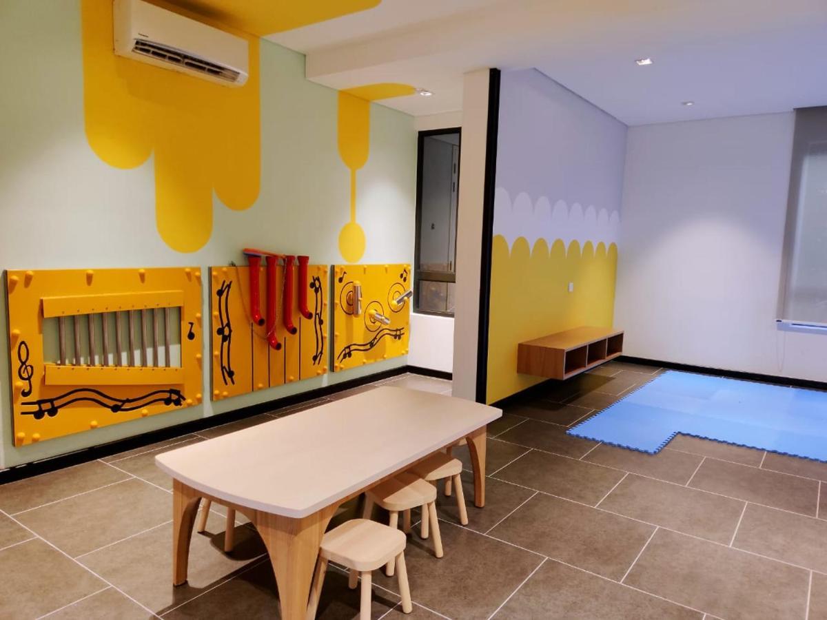 Maxine Suites Куала Лумпур Екстериор снимка